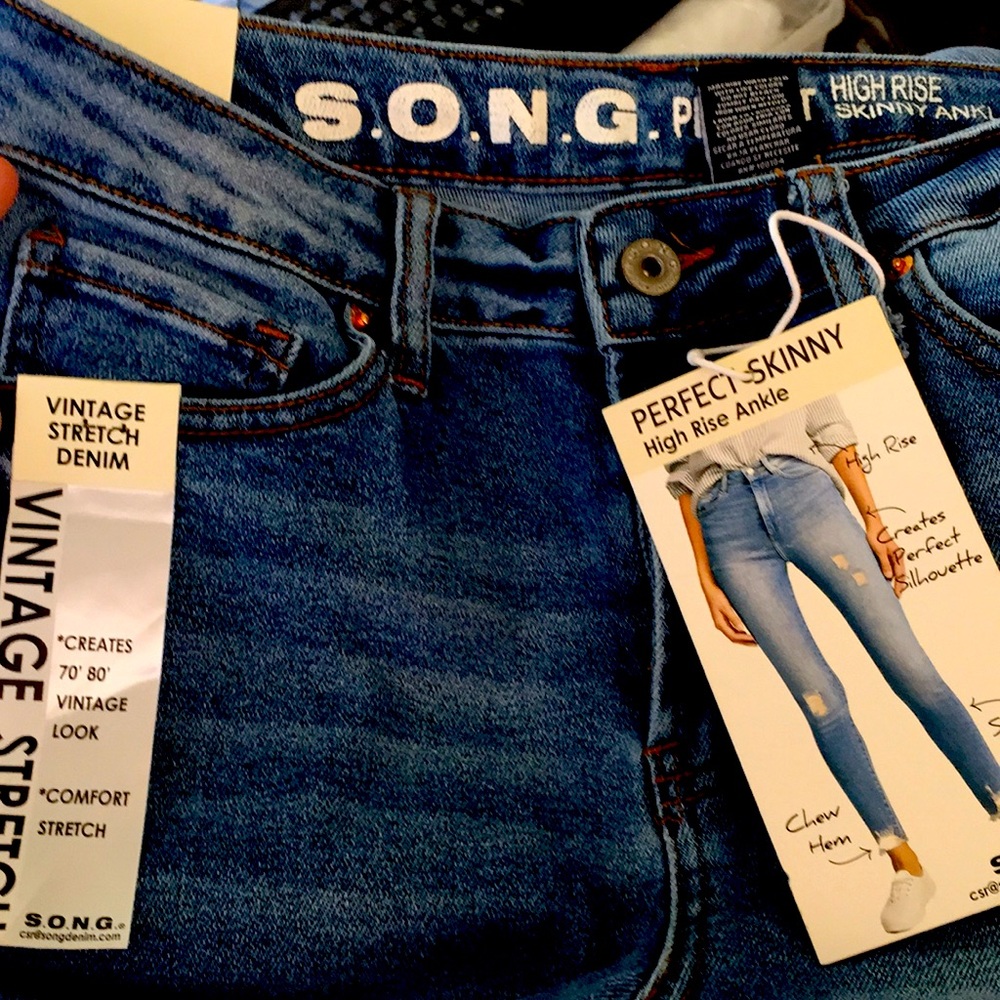 Brand new Jeans. Tags still attached